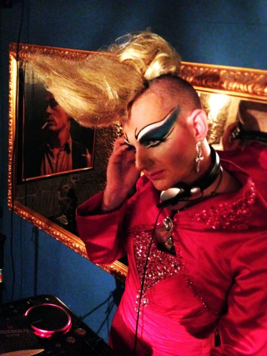 DJ Clausette 768x1024